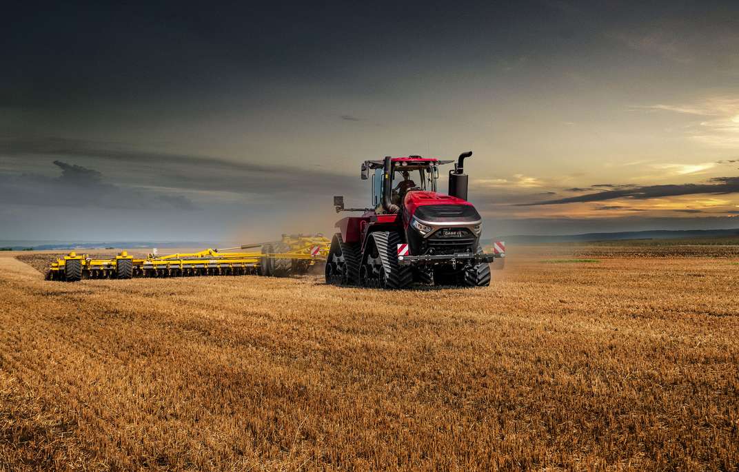 785hp Quadtrac, clever sprayers and implements, and dual branded dealers