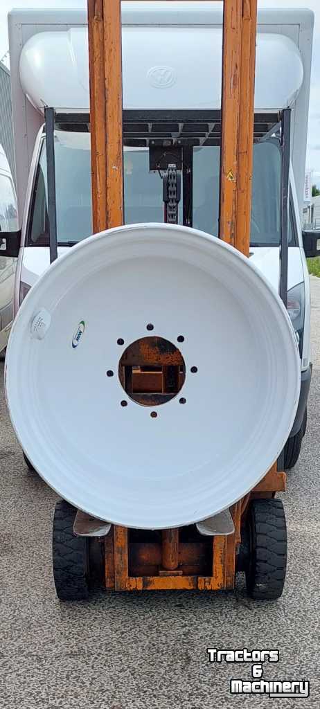Wheels, Tyres, Rims & Dual spacers  TW27X32 VW RG 221-275 8/G ET +25 24 Cil