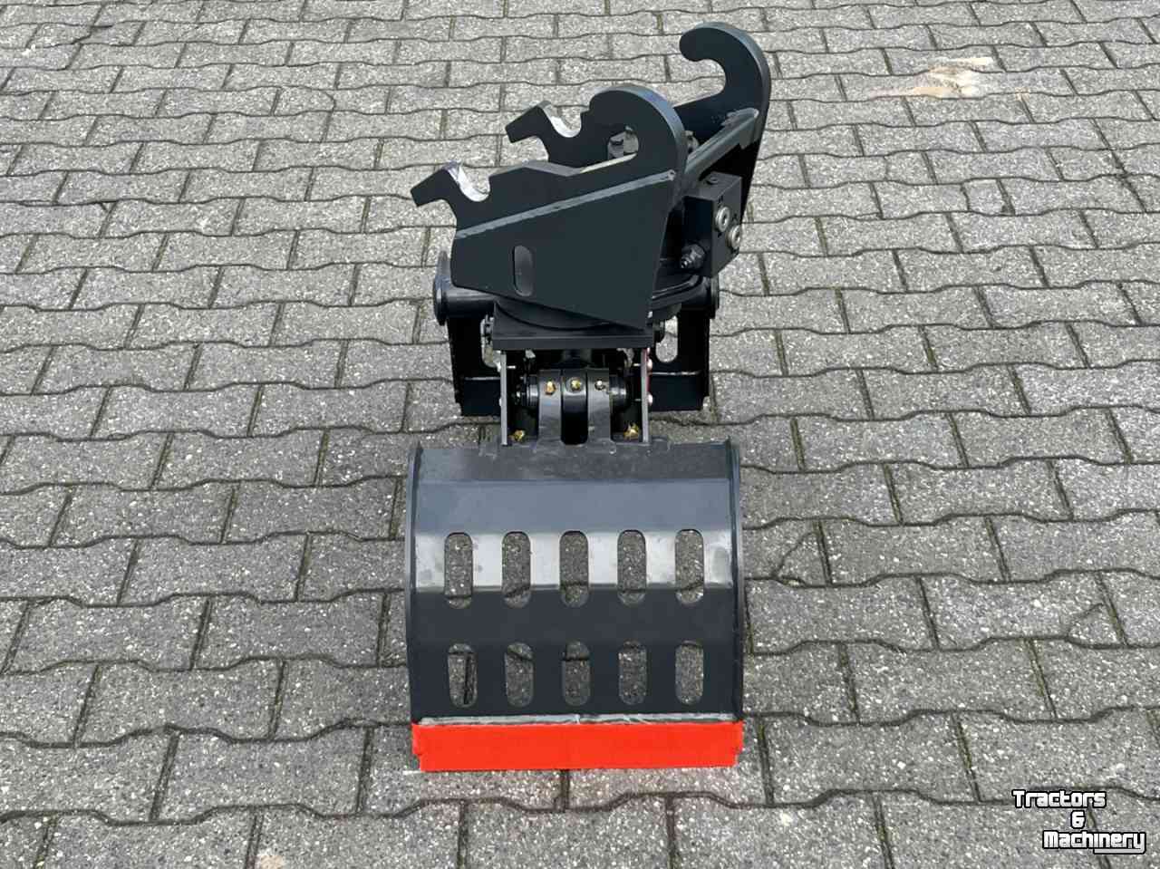 Sorting and demolition grabs  Sorteergrijper CW05 minigraafmachine 1-2 ton