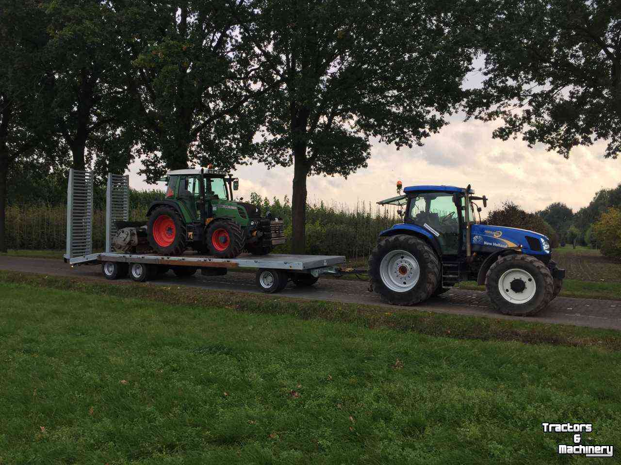 Low loader / Semi trailer Heuvelmans Dieplader