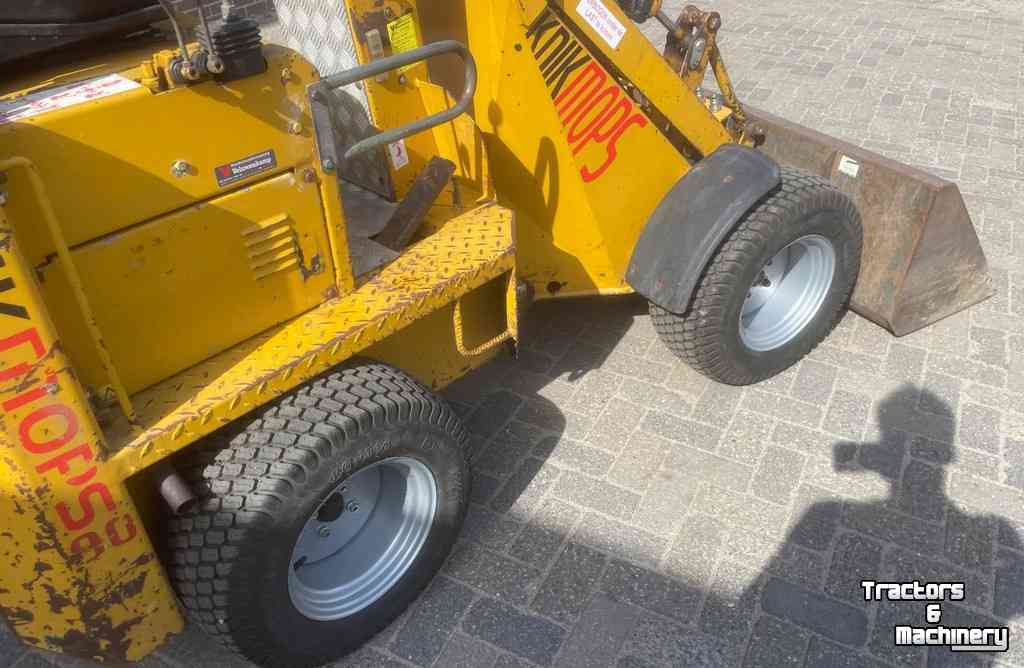 Wheelloader Knikmops 90 - minishovel mini loader - Giant Weidemann Schaffer