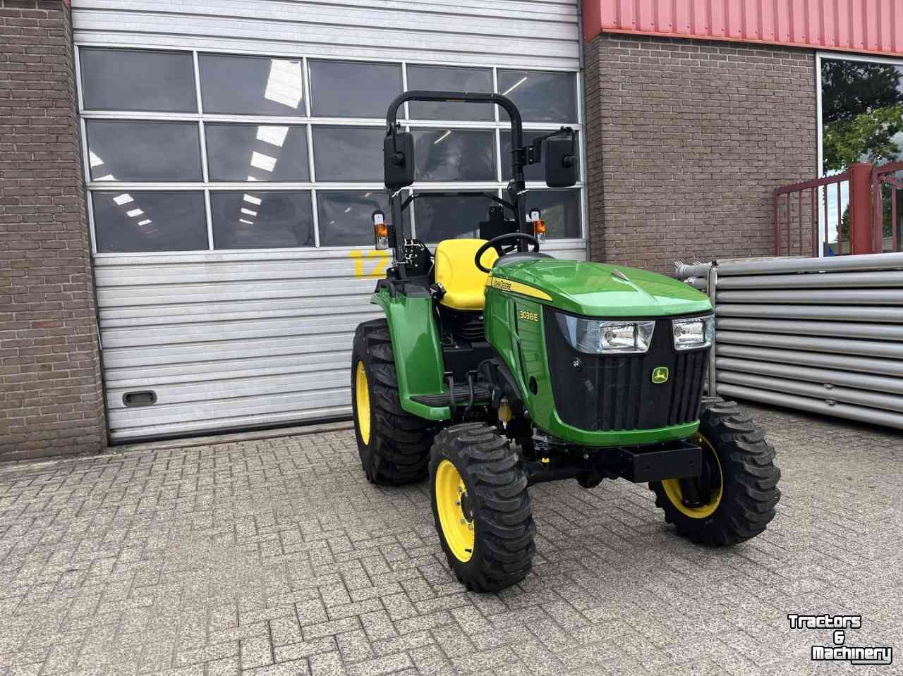 Horticultural Tractors John Deere 3038E Compact Tractor