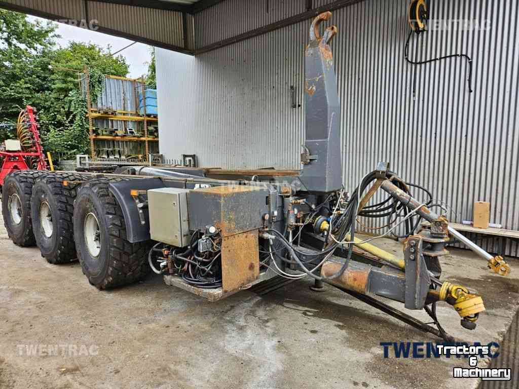 Hooked-arm carrier Veenhuis JVHA 30T CARRIER