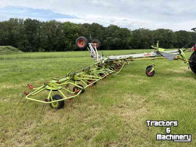 Tedder Claas Volto 1320
