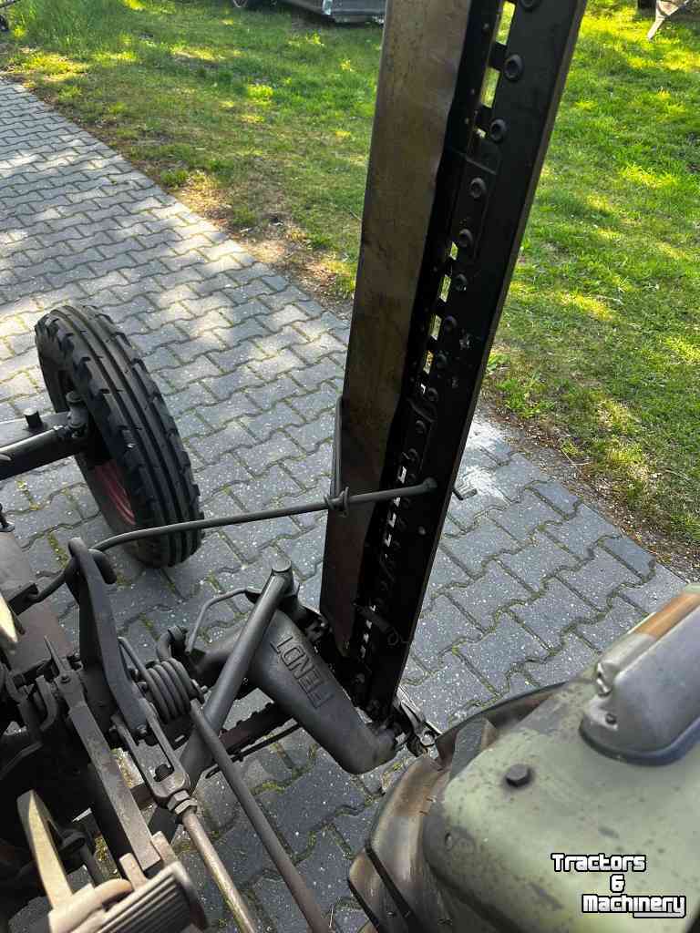 Tractor Fendt Farmer 1 met hef en maaibalk