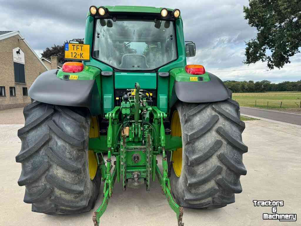 Tractor John Deere 6820