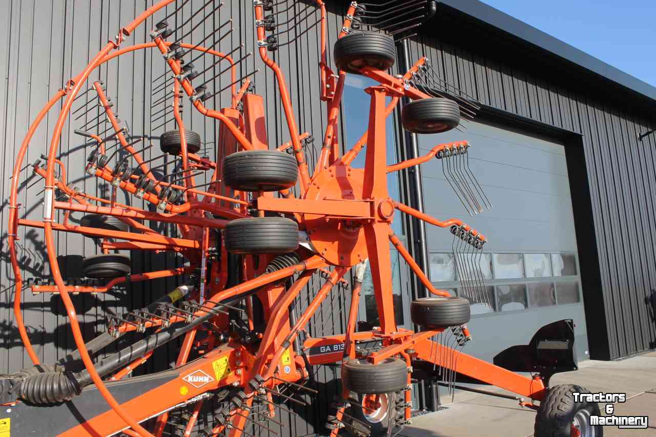 Rake Kuhn GA8131 dubbele cirkelhark wiersmachine hydraulische breedteverstelling