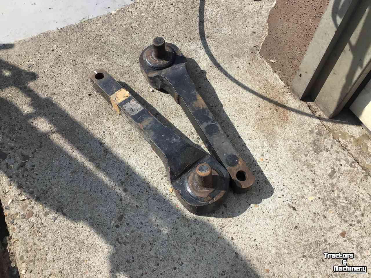 Other tractors and accessories  Sauremann