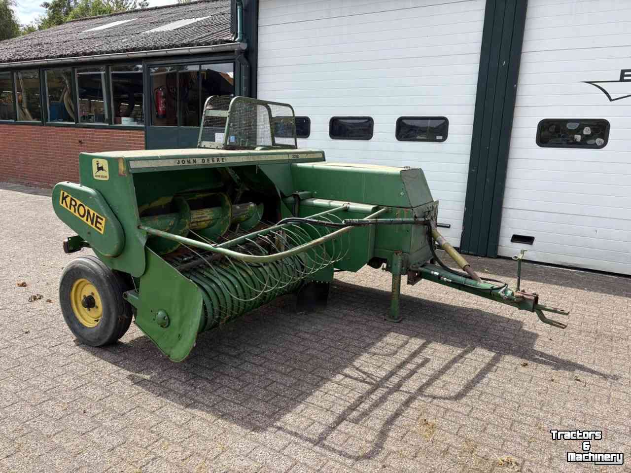 Balers John Deere 332 Balenpers