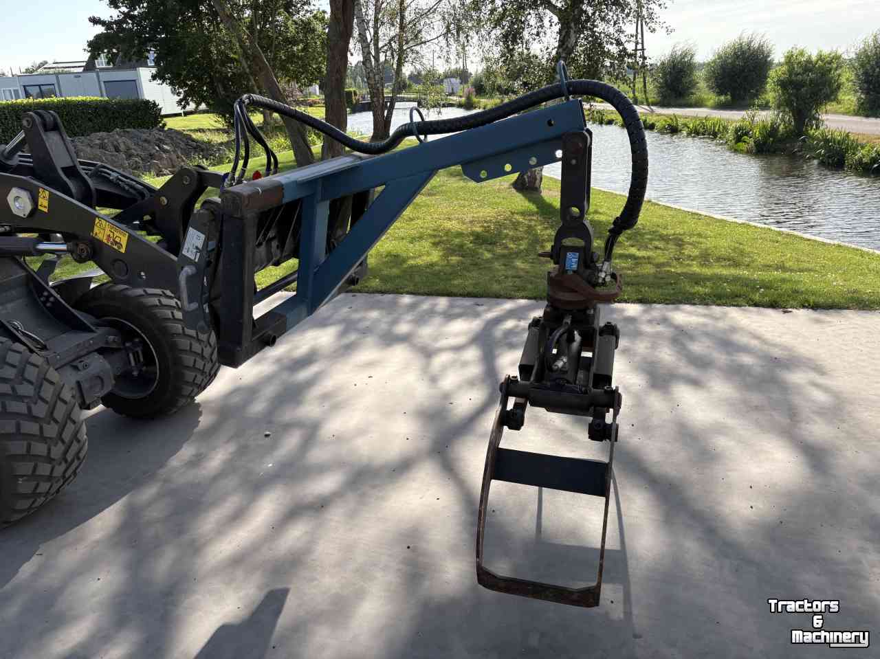 Wood Grappels  Bakker houtgrijper bomentang CW10 en Euro snelwissel