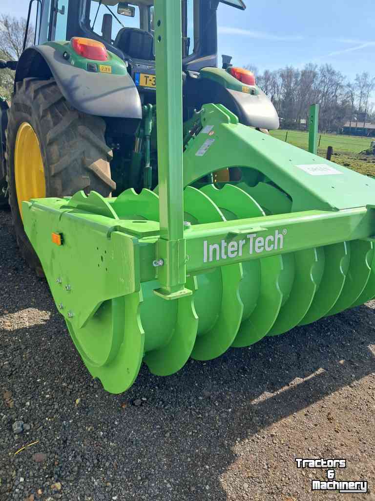 Silage Packer  300