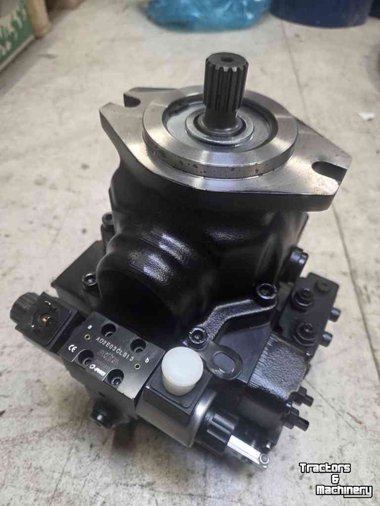 Diverse new spare-parts  rijpomp shovel