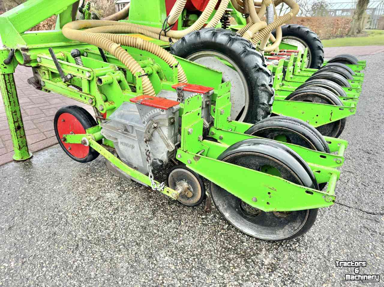 Seed drill Vicon 3x1,50 (5 rij per bed)