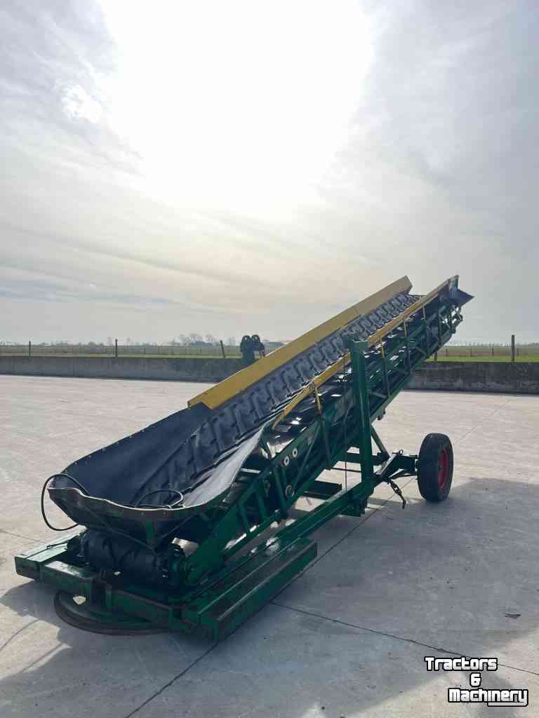 Telescopic storeloader Visser UT Hallenvuller