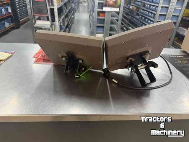 GPS steering systems and attachments John Deere gen4 duoscherm