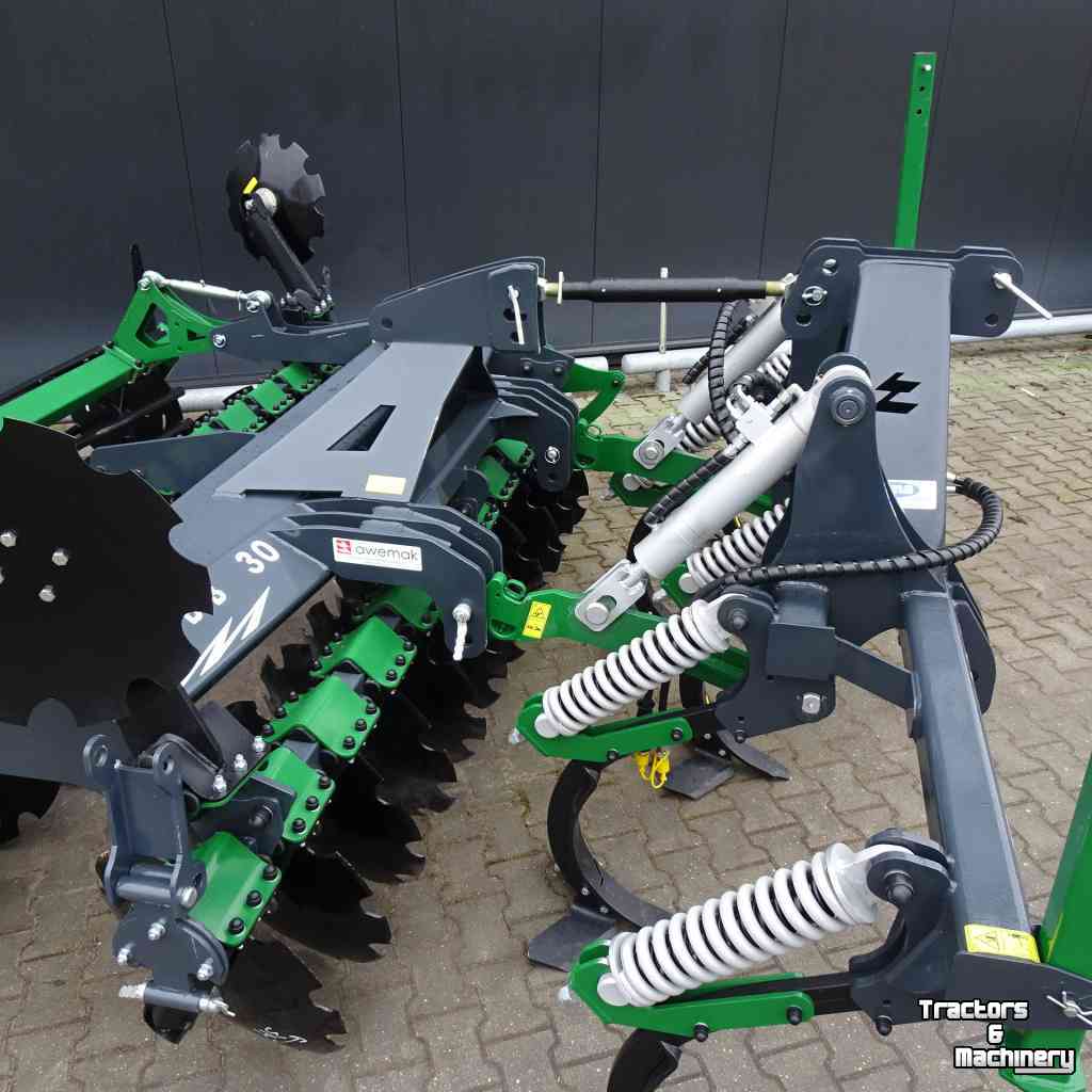 Cultivator Hofstede SHERP Voorzet cultivator woeler hydraulische hef groenbemester