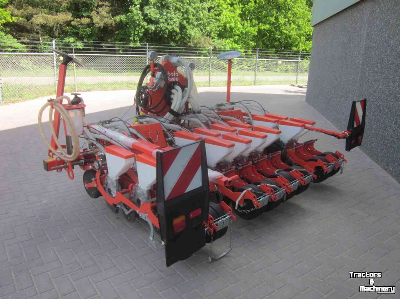 Seed drill Kubota KUBOTA VP 1300 | GROENTEZAAIMACHINE | UIEN