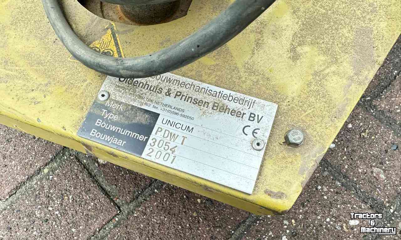 Other conveying equipment and accessories Unicum Palletdraaier PDW T