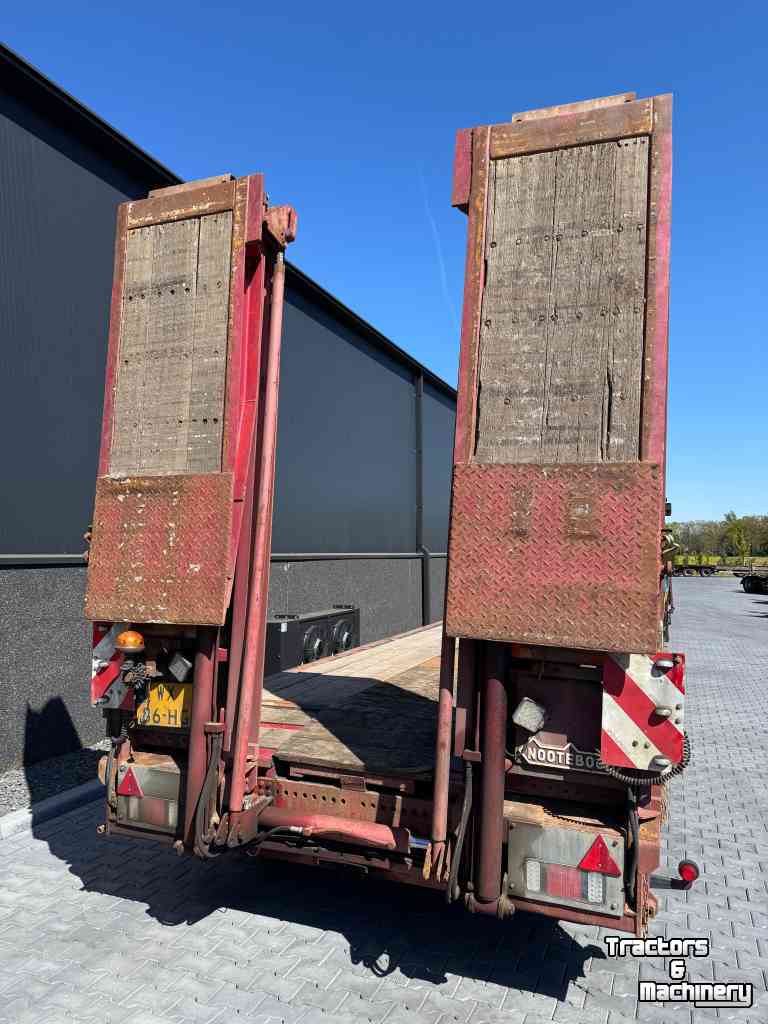 Low loader / Semi trailer Nooteboom 4-asser Nooteboom dieplader met dubbellange kleppen