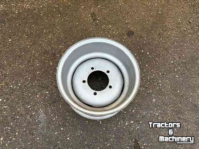 Wheels, Tyres, Rims & Dual spacers  9.00 x 15.3 / 5-gaats Vaste Velg
