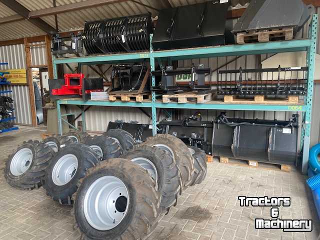 Wheelloader Giant G2300HD direct leverbaar !