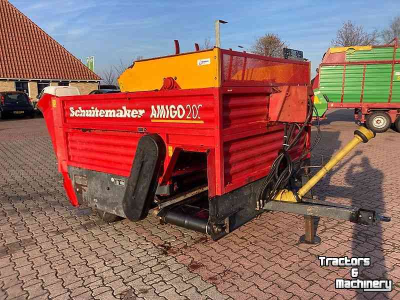 Silage-block distribution wagon Schuitemaker Amigo 20S Blokkenwagen