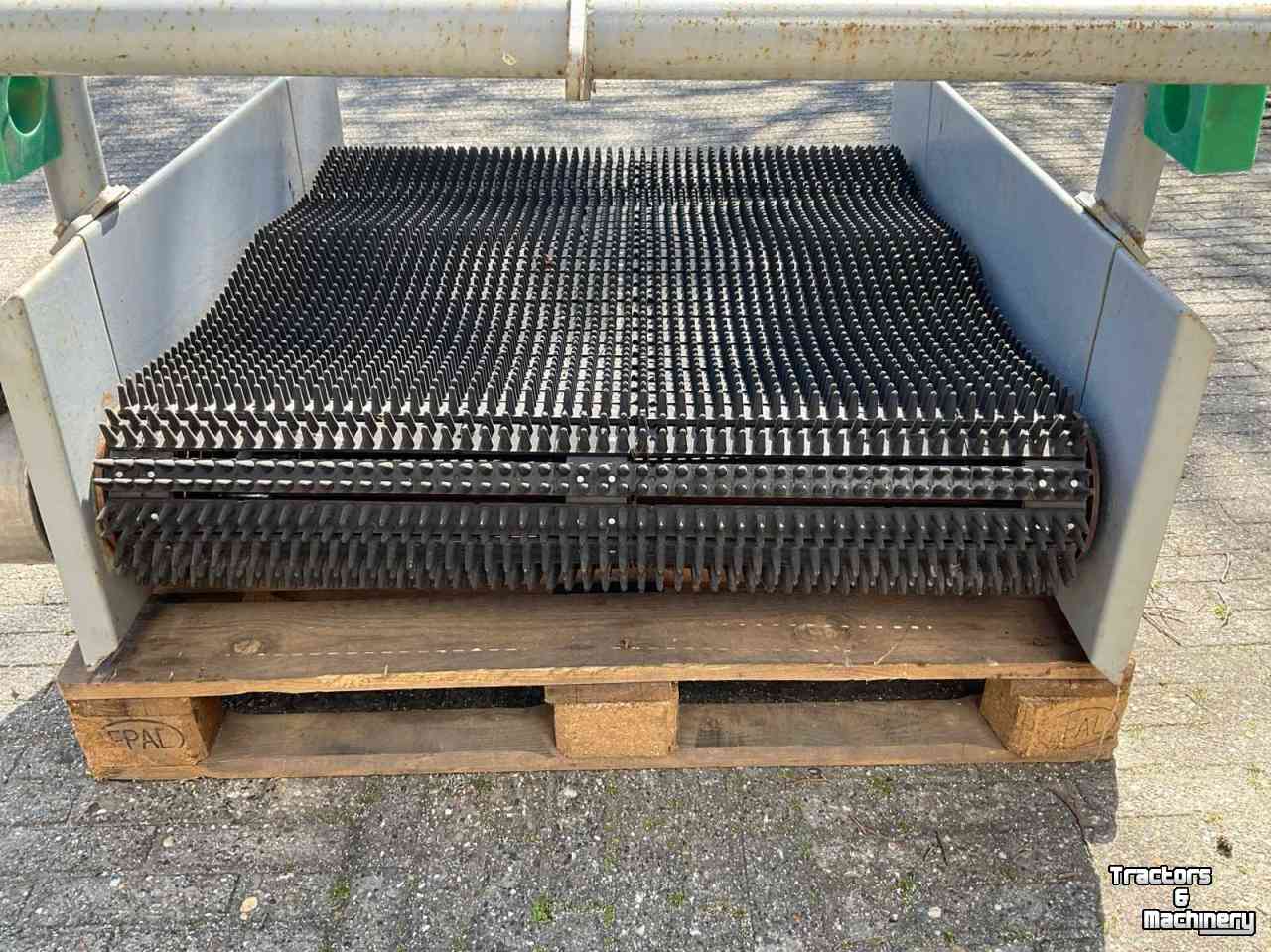 Other conveying equipment and accessories Dijkstra Loofscheider, egelband