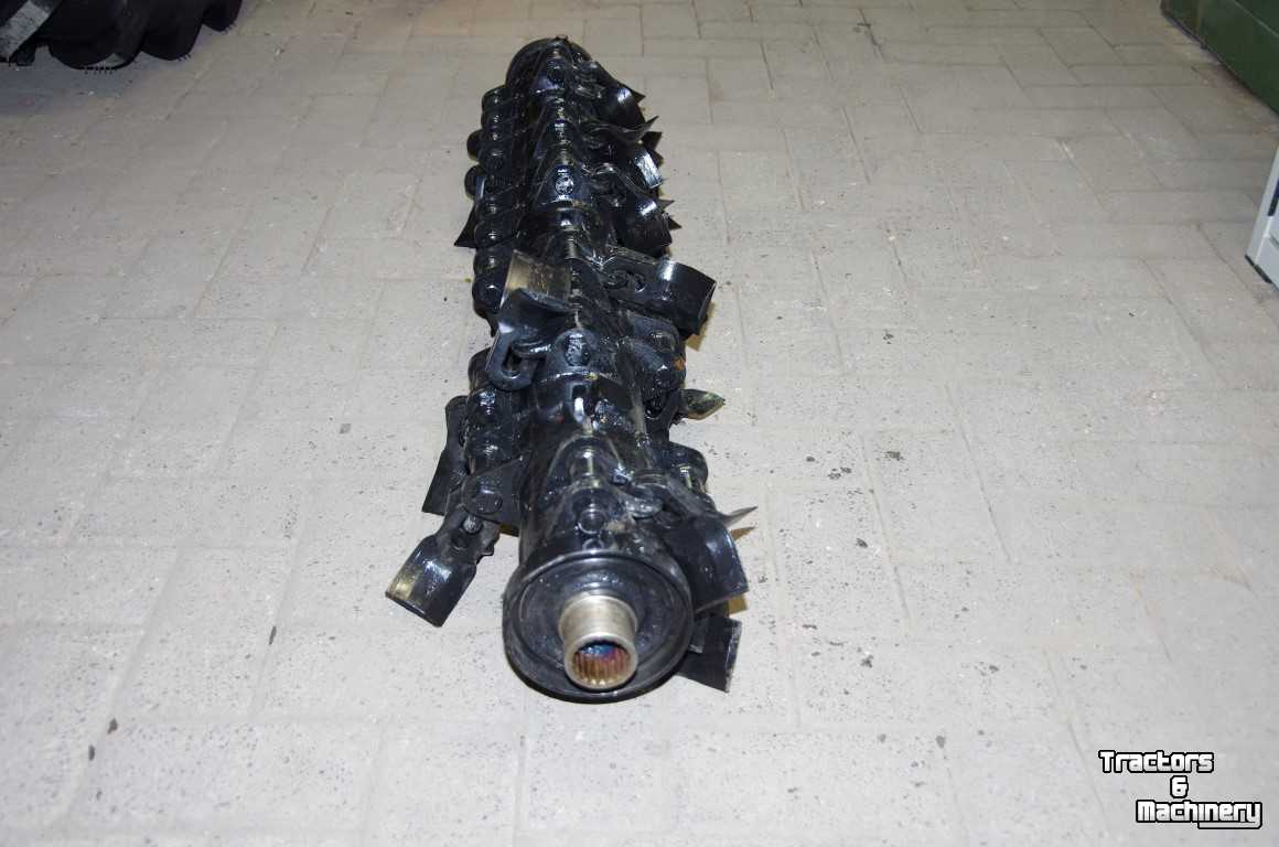 Diverse new spare-parts Maschio Klepelas 1.2 Mtr voor Armklepelmaaier