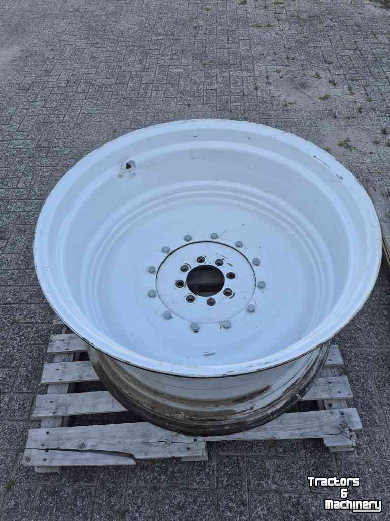 Wheels, Tyres, Rims & Dual spacers  20x38 inch wielen, vaste velg met verloopschijven