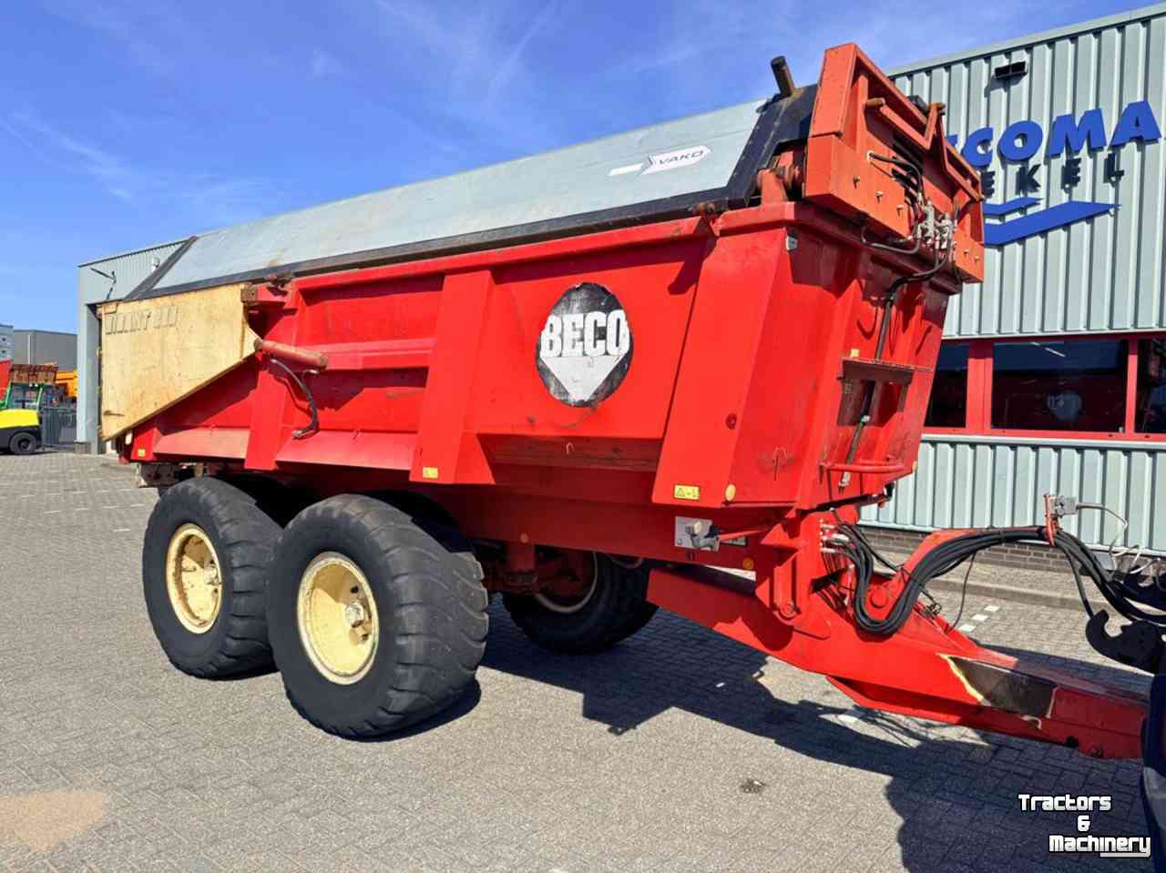 Earth- / Sand-dumper Beco Gigant 200 Zandkipper