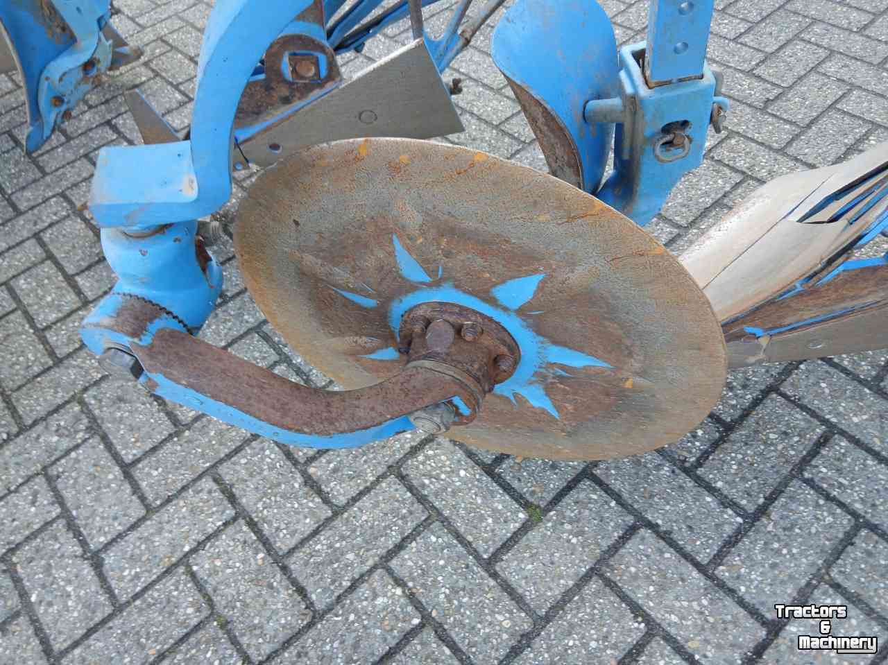 Ploughs Lemken Juwel 8 V