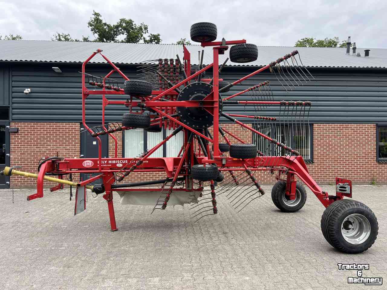 Rake Lely Hibiscus 915 CD Vario