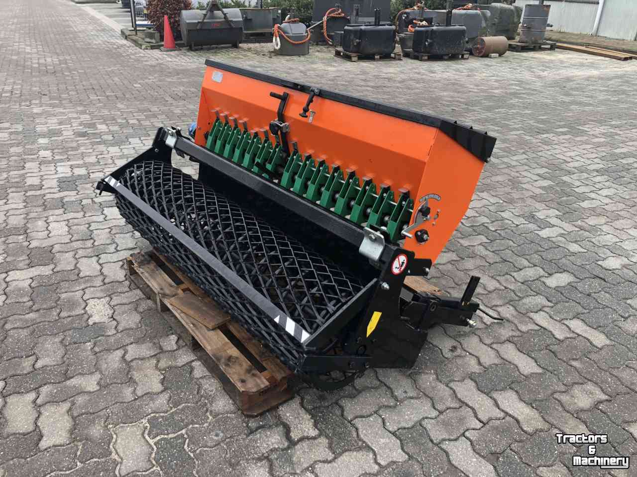 Seed drill  zaaimachine
