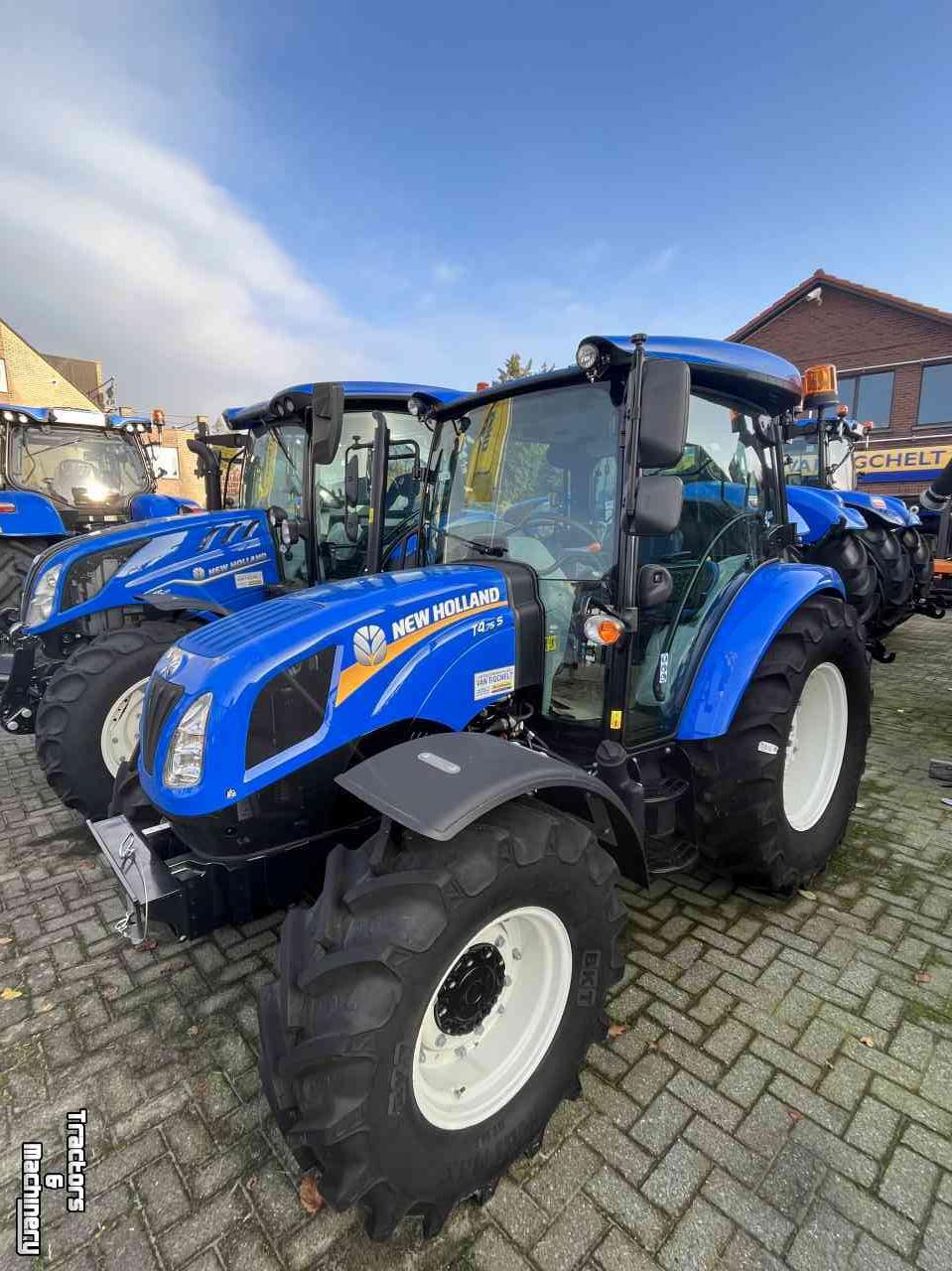 Tractor New Holland T4.75s STAGE V