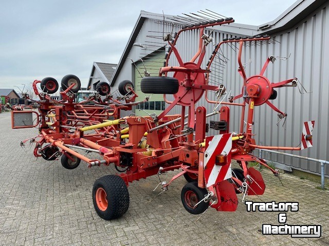 Tedder Lely Lotus 1325