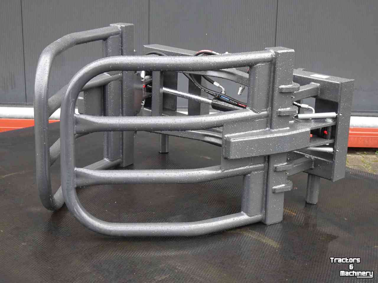 Bale clauw Hofstede Ronde balenklem model Weidemann aankoppeling
