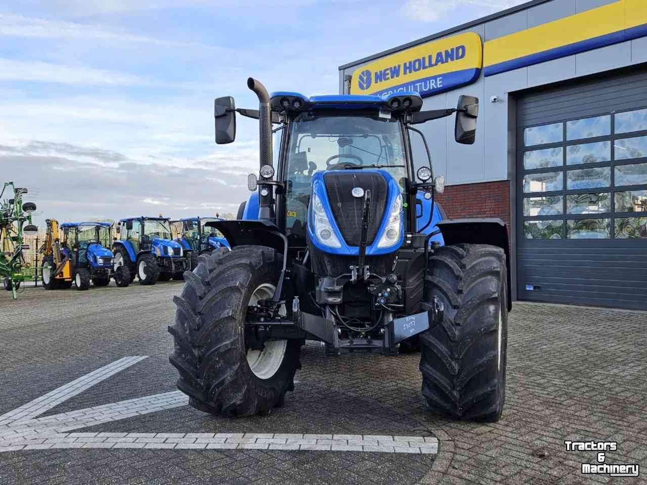 Tractor New Holland T6.180 Autocommand