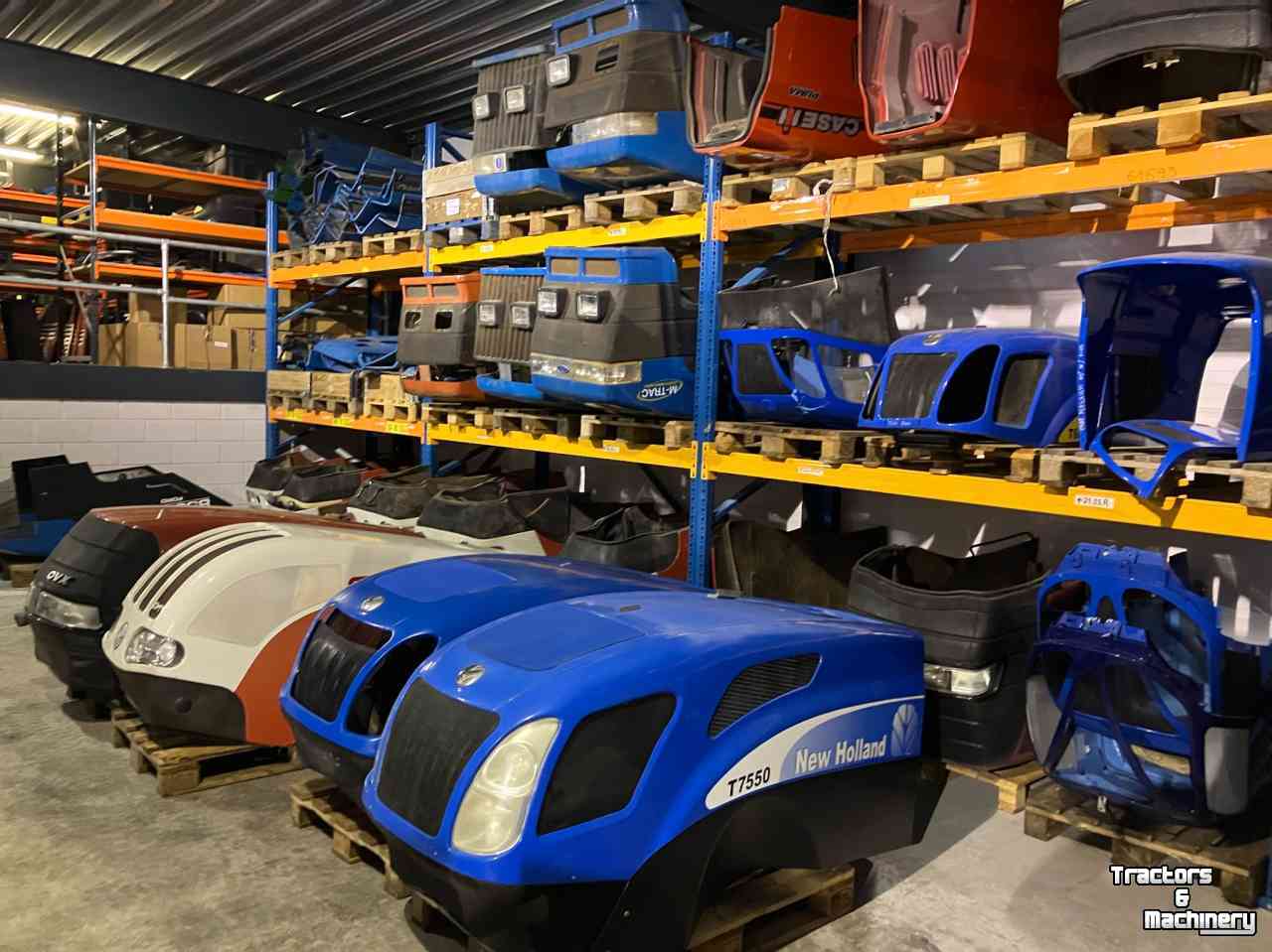 Used parts for tractors New Holland New Holland Case Steyr