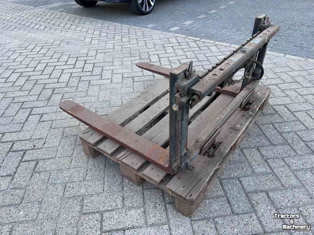 Pallet Fork frames Cascade Sideshift vorkenbord FEM 2 2500 KG