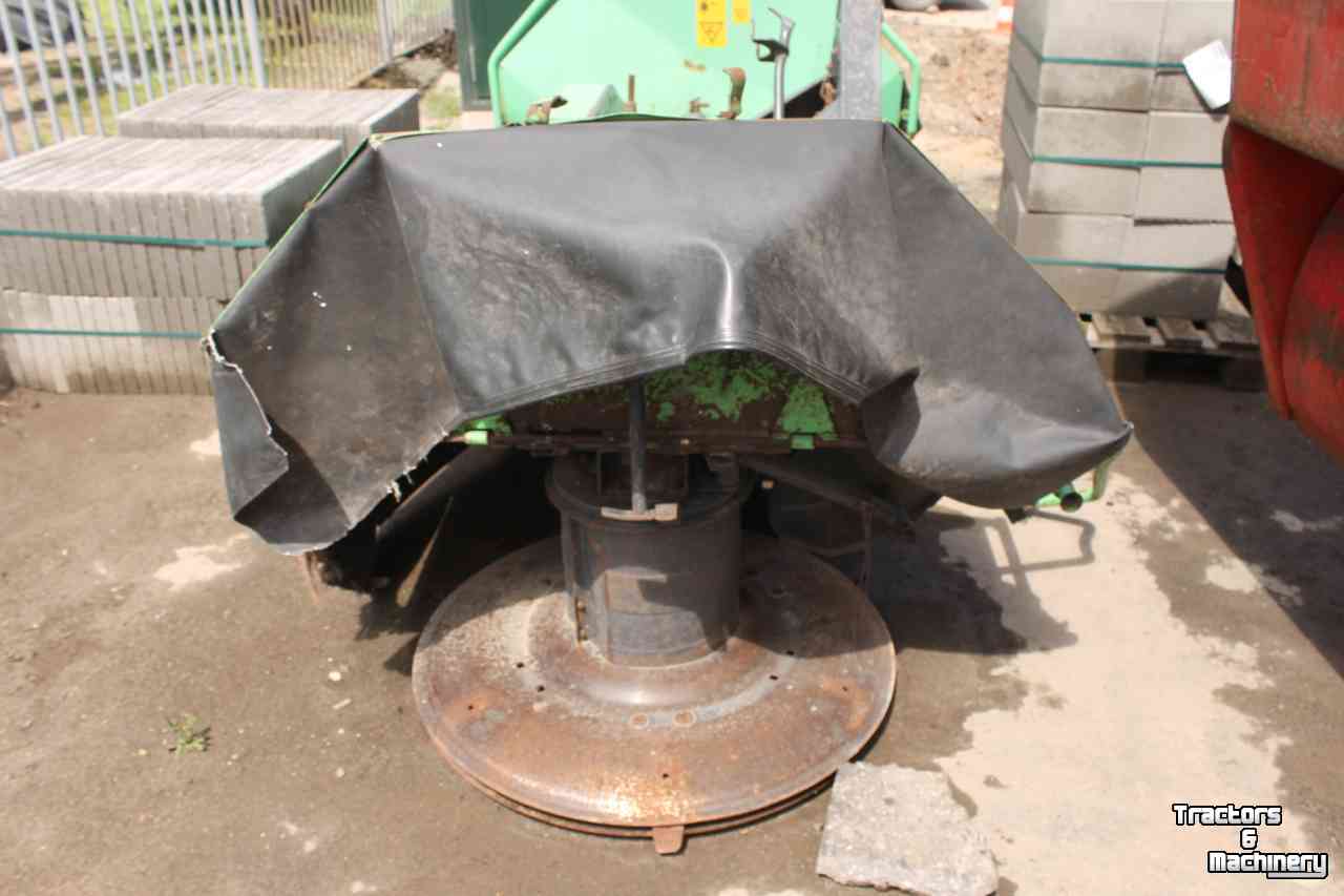 Mower Deutz-Fahr KM3.27FS (Vicon PZ CM265F CM270F) front trommelmaaier frontmaaier defect