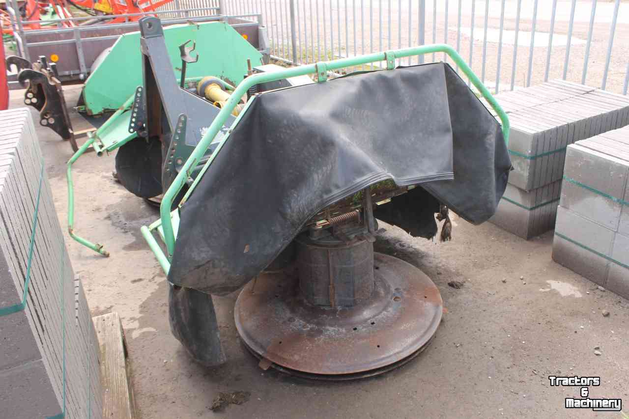 Mower Deutz-Fahr KM3.27FS (Vicon PZ CM265F CM270F) front trommelmaaier frontmaaier defect