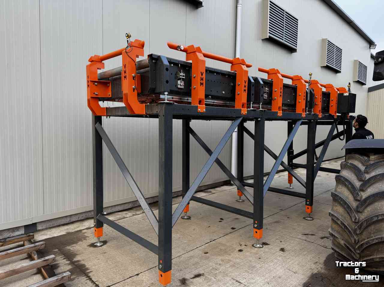 Other conveying equipment and accessories  VHM Rollenbanen