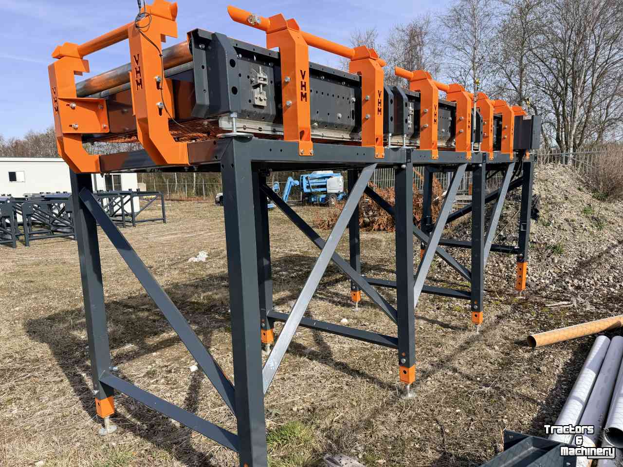 Other conveying equipment and accessories  VHM Rollenbanen
