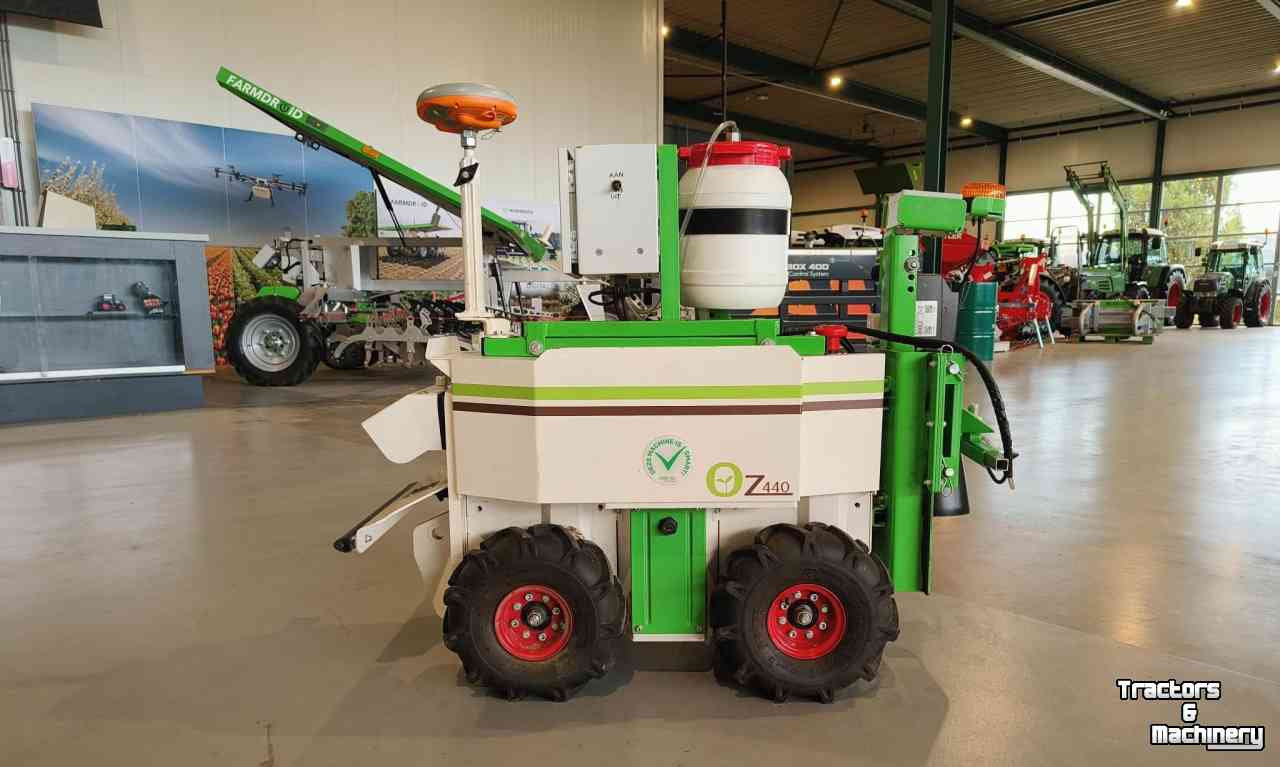 Other lawn and garden equipment and accessories NAIO OZ Robot Z440 Multifunctionele robot machine