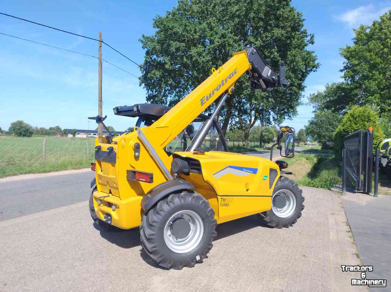 Telehandler Eurotrac TH25.6