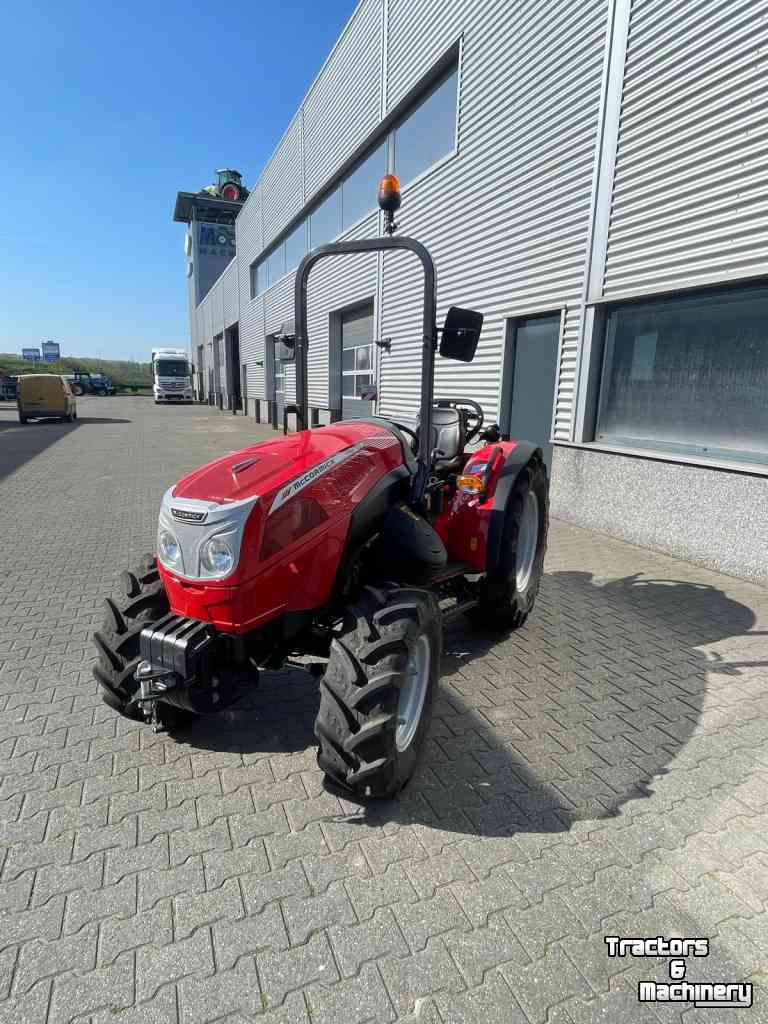 Small-track Tractor McCormick X2.055 smalspoor tractor (demo model)