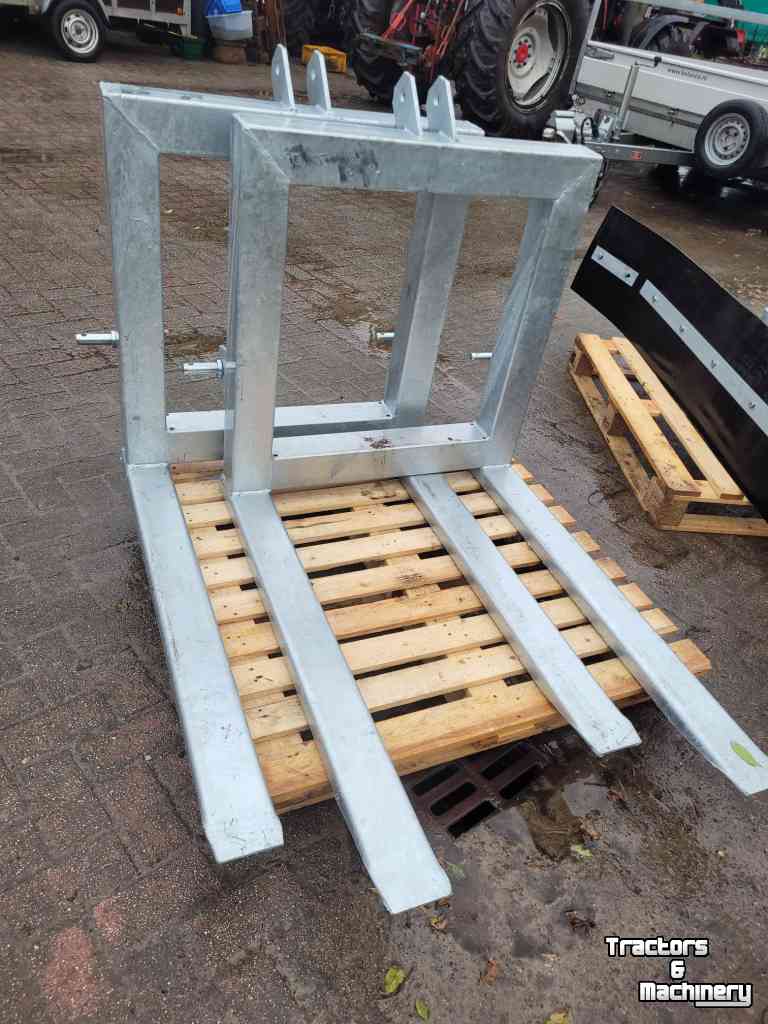 Other harvesters and accessories  Palletdrager  1000 kg