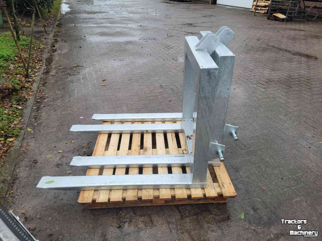 Other harvesters and accessories  Palletdrager  1000 kg