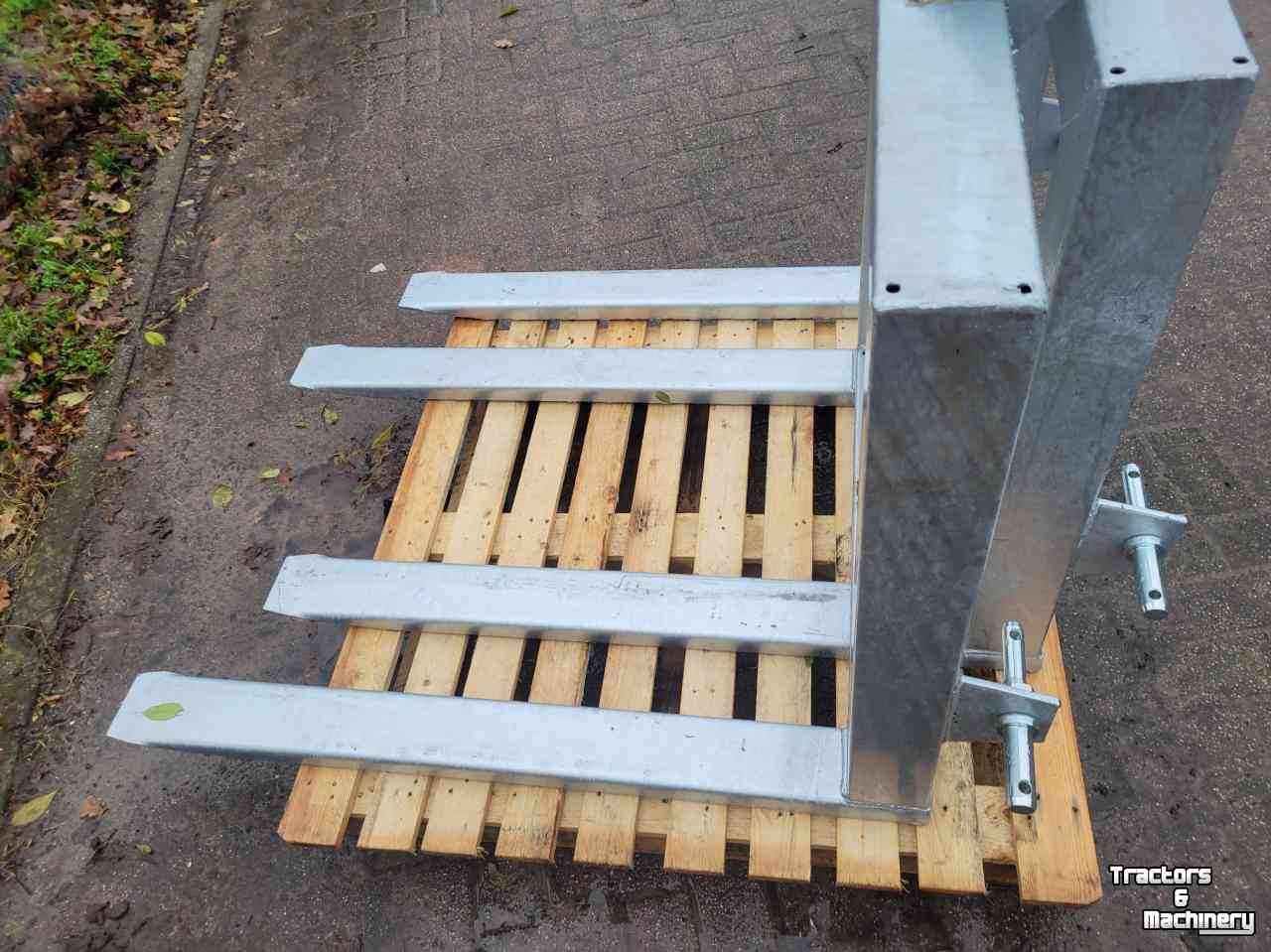 Other harvesters and accessories  Palletdrager  1000 kg