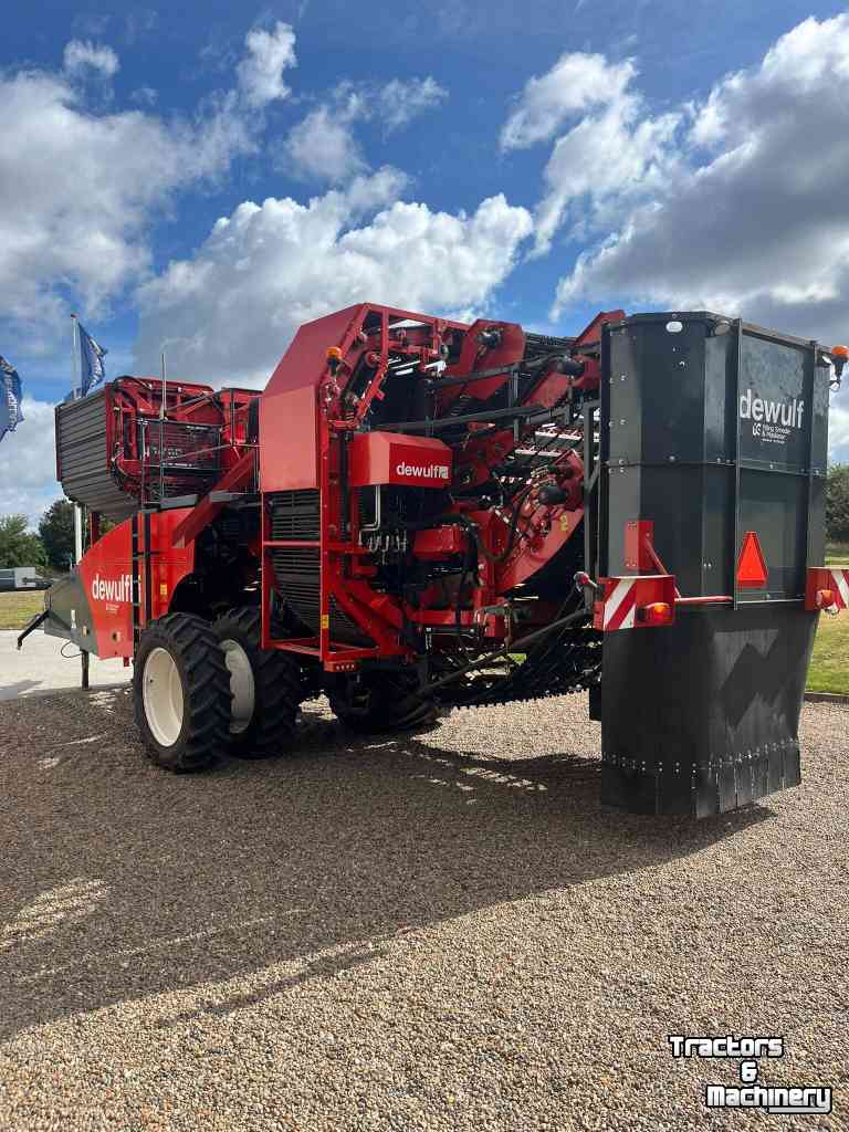 Potato harvester Dewulf RQA2060